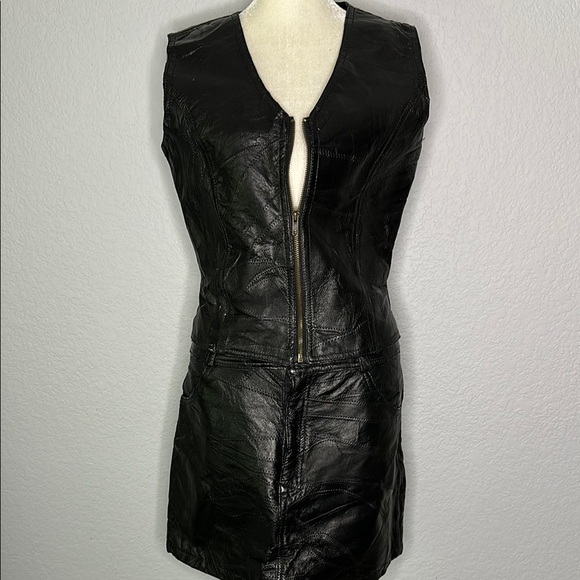 DeCoded Women’s Black Leather Vest (M) and Skirt (L) - Picture 1 of 16